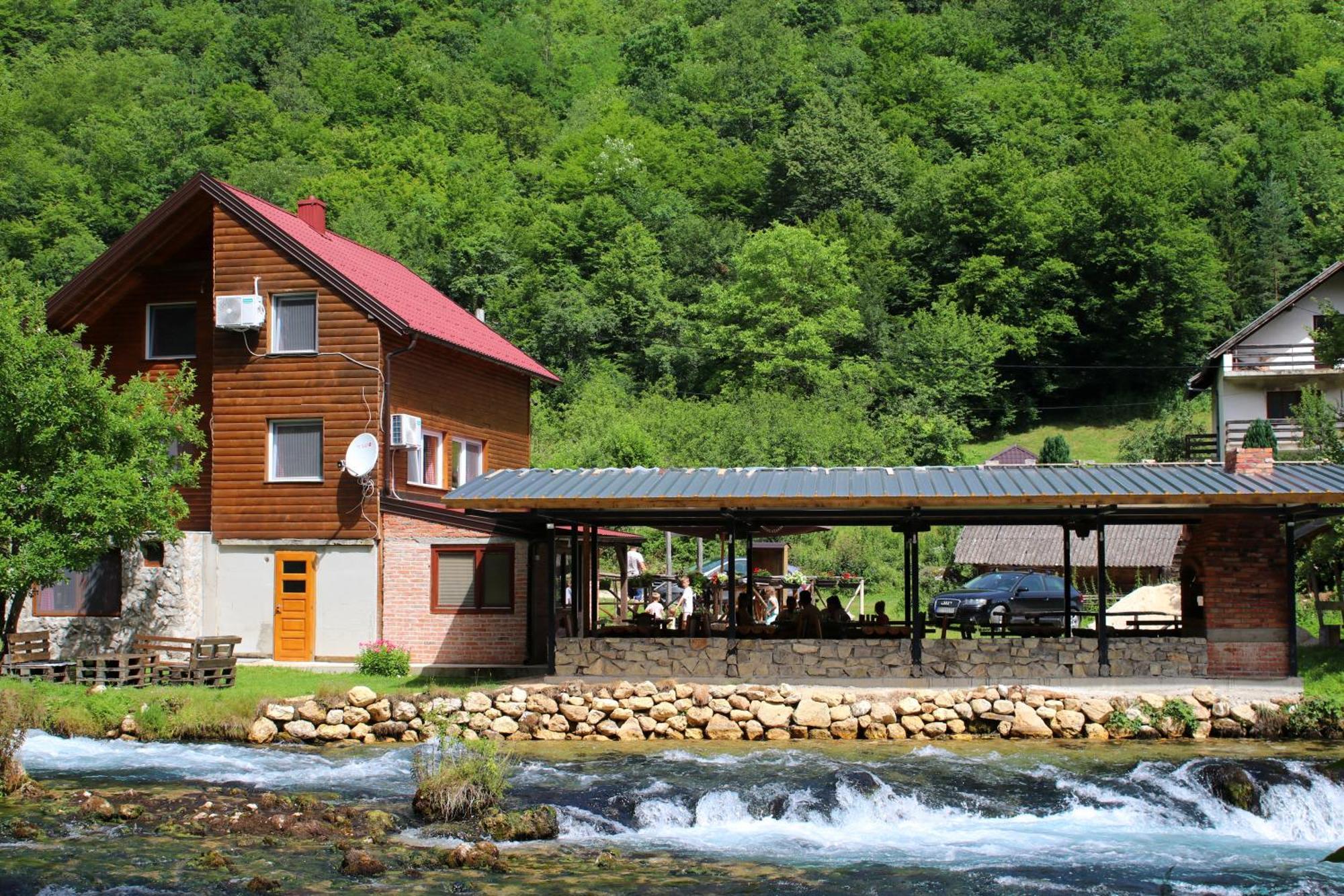 Stone Room-Kamena Soba Sipovo Exteriér fotografie